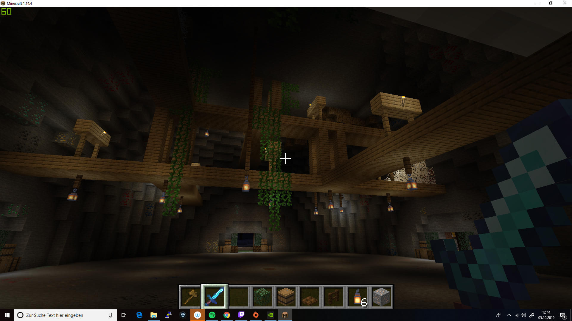Desktop Screenshot 2019.10.05 - 12.44.09.47.png